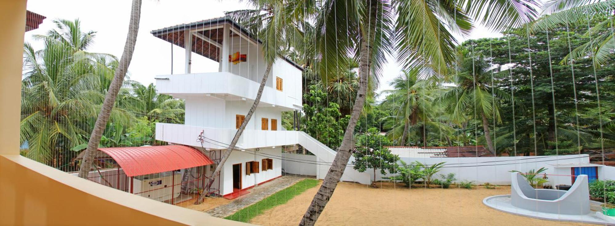 Bluewater Beach Resort Trincomalee Extérieur photo