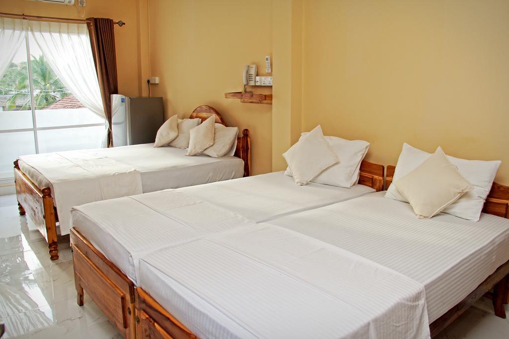 Bluewater Beach Resort Trincomalee Chambre photo